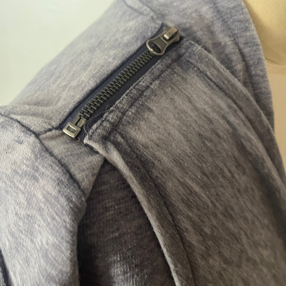 Marika Tek draped sleeveless sweater - Picture 4 of 4